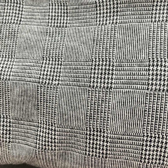 EXPRESS DRESS! - Picture 11 of 11